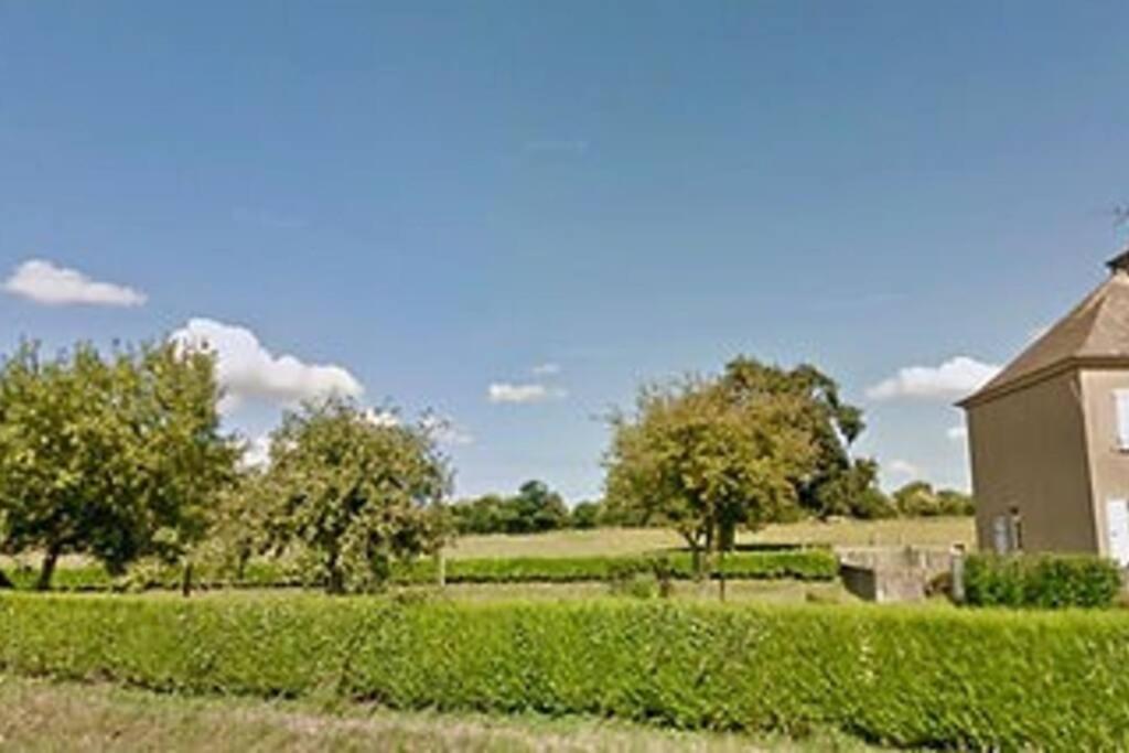Spacieux Et Chaleureux Sainte-Mere-Eglise